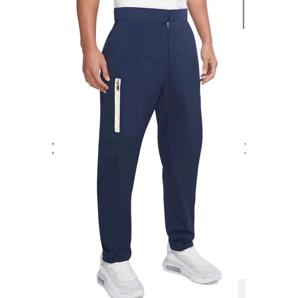 Size 34 Mens Nike Sportswear Style Essentials Utility Pants Navy Blue DM6681-410 - Picture 1 of 4